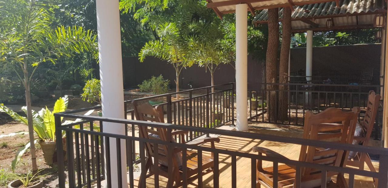 Max Safari Villa ウダワラウェ エクステリア 写真