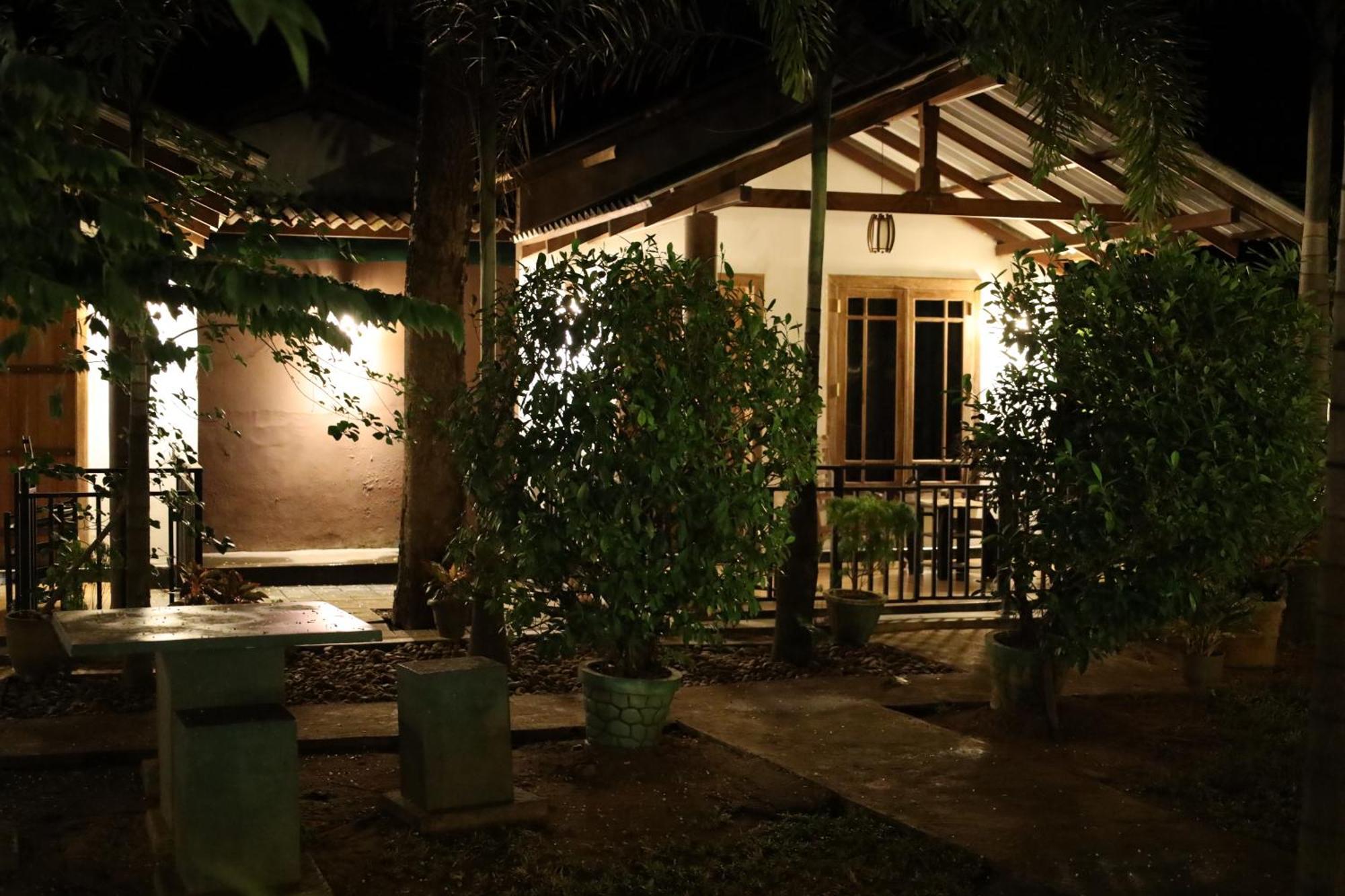 Max Safari Villa ウダワラウェ エクステリア 写真