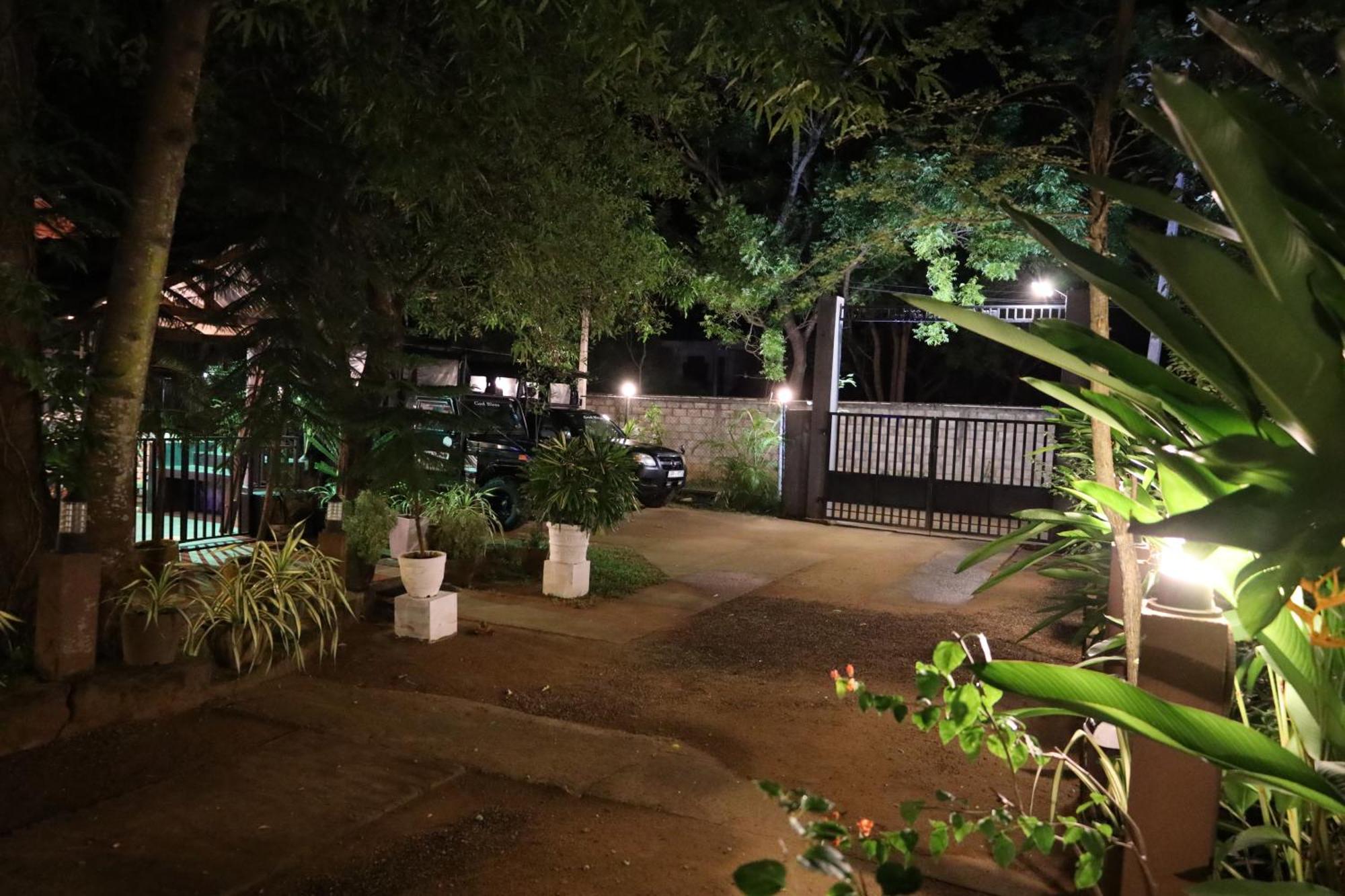 Max Safari Villa ウダワラウェ エクステリア 写真